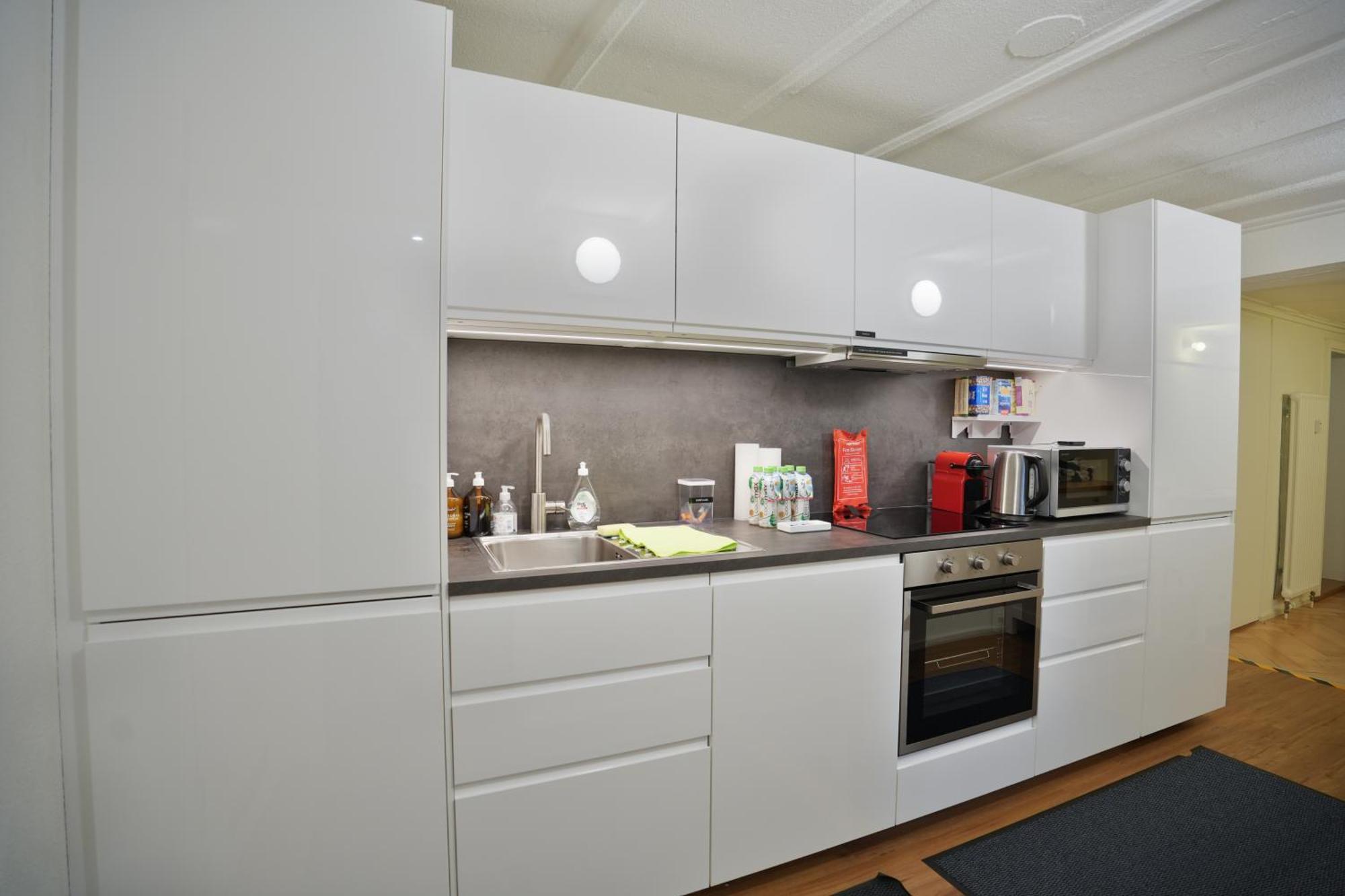 Cozy City Center, 4 Bedroom- 120Sq, 5Min Walk To Main Station Базель Экстерьер фото