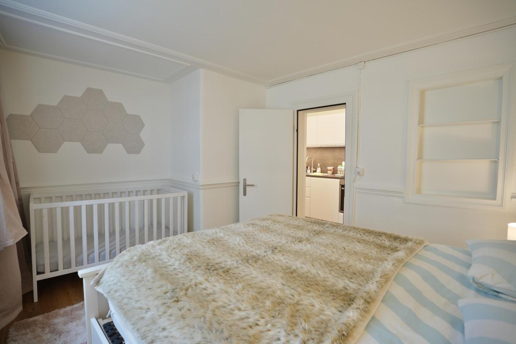 Cozy City Center, 4 Bedroom- 120Sq, 5Min Walk To Main Station Базель Экстерьер фото